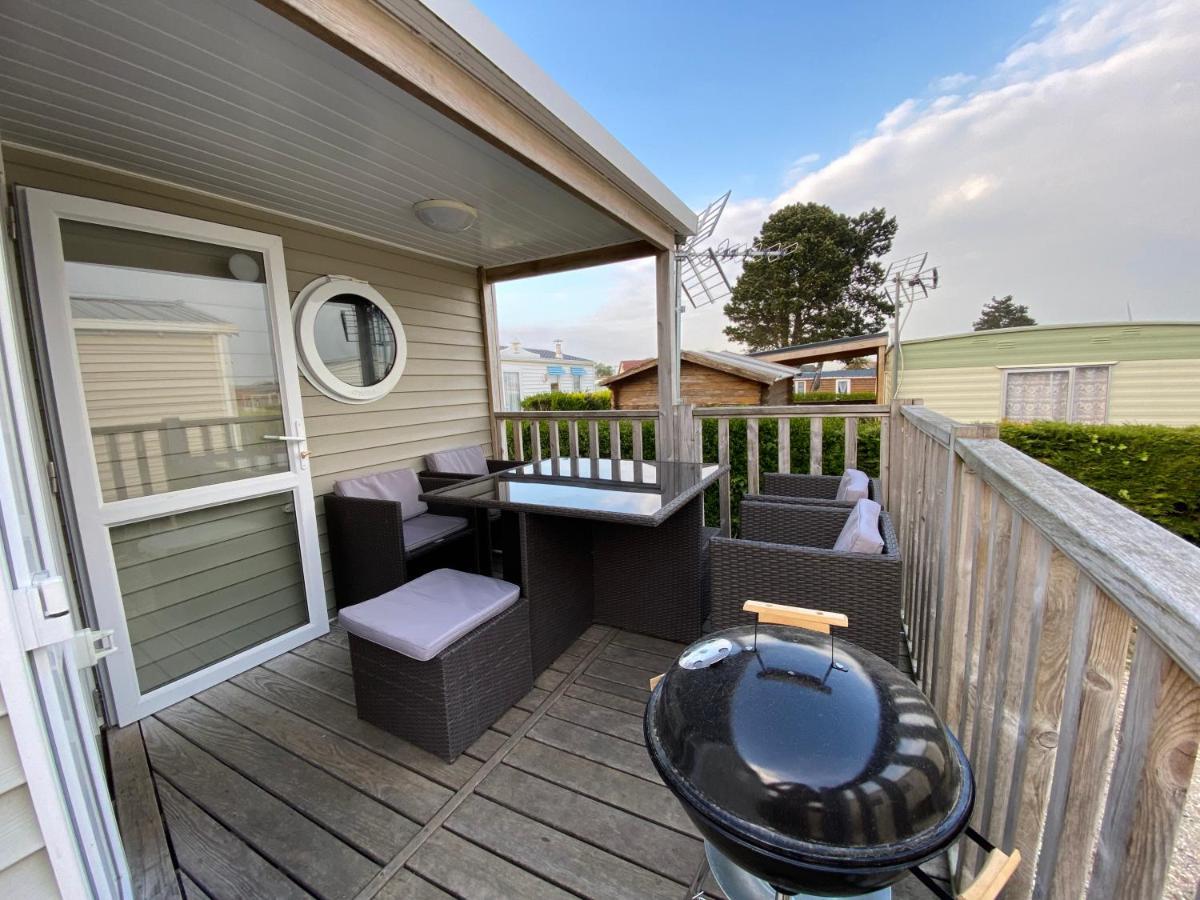 Camping Le Clos Savoye Biville-sur-Mer Buitenkant foto